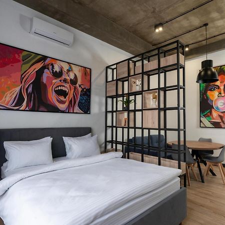 Apart Hotel Loft Алма Ата Екстериор снимка