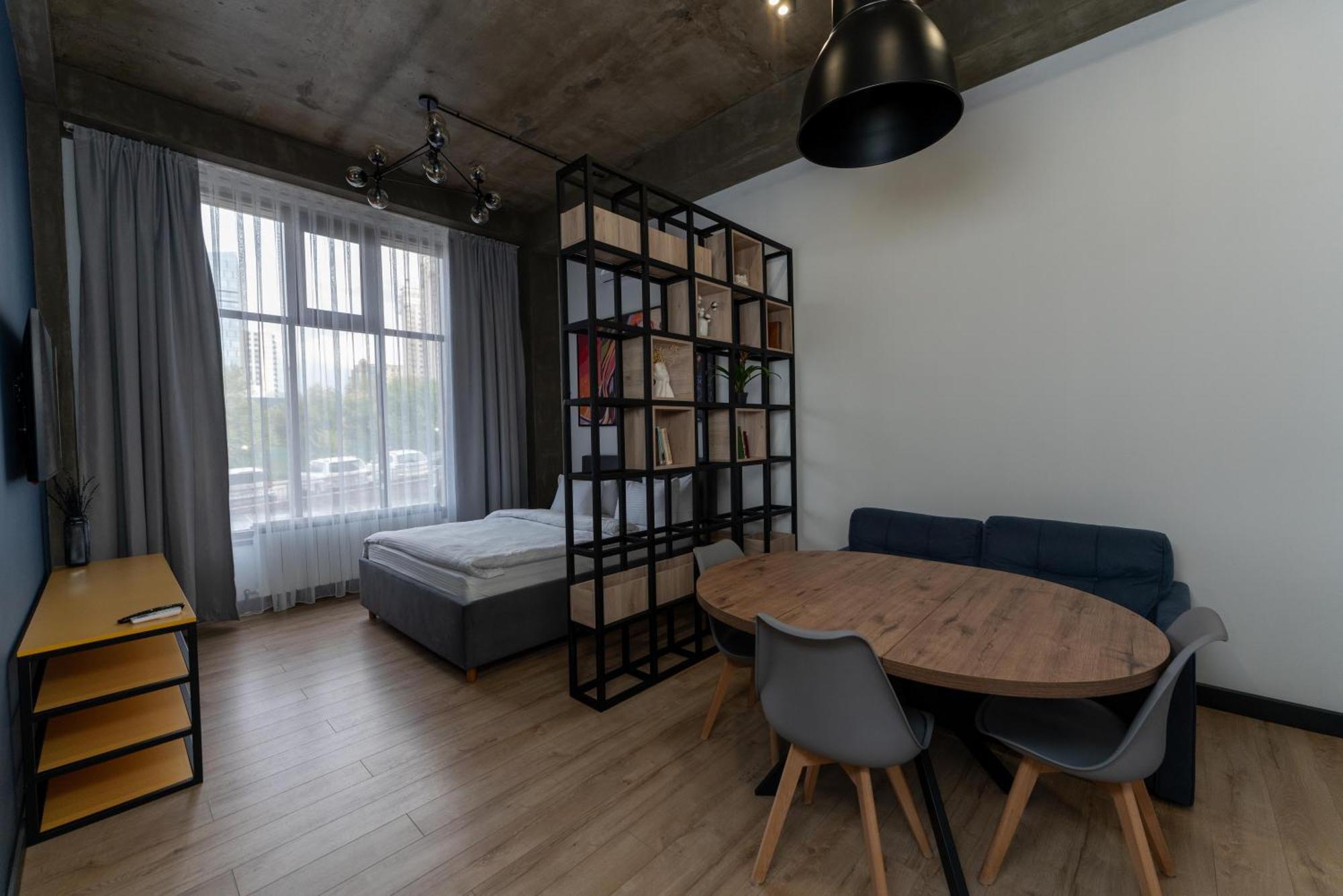 Apart Hotel Loft Алма Ата Екстериор снимка
